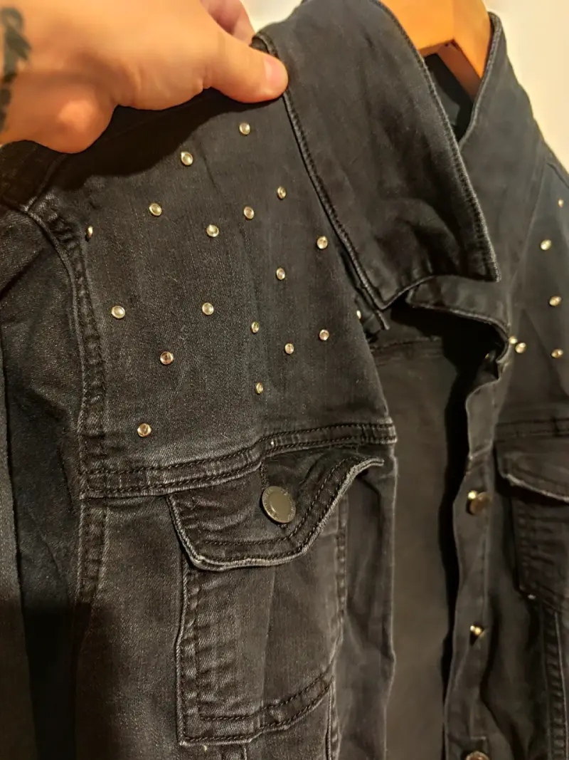 Chaqueta de jeans negra con tachas XL - 2