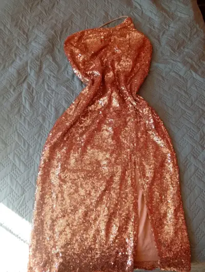 Vestido lentejuelas dorado - miniatura 1