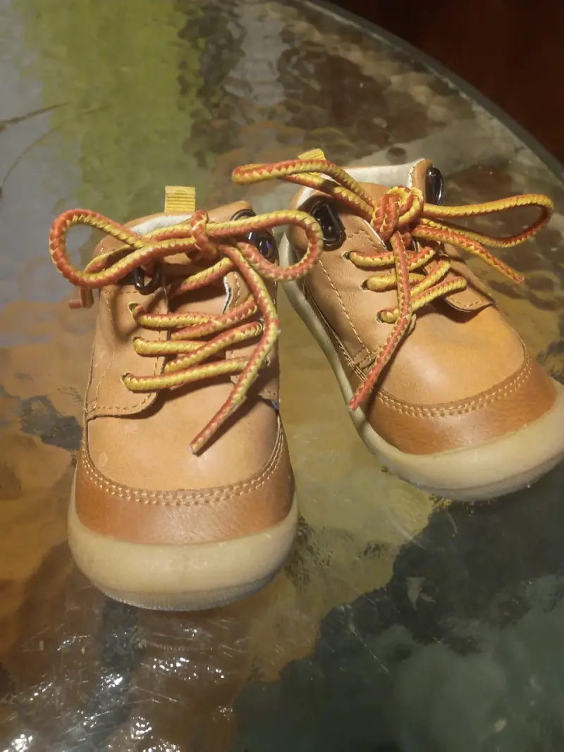 Zapatos de cuero para niños