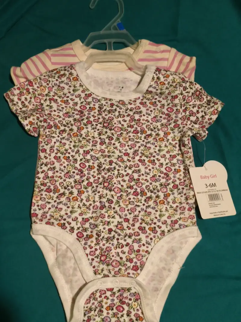 Pijama bebé rosado con lunares - 2