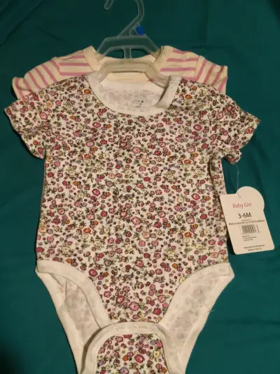 Pijama bebé rosado con lunares - miniatura 2