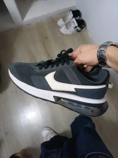 Zapatillas deportivas negras Nike 40.5 US - miniatura 3