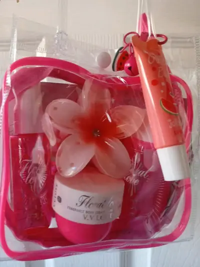 Set de belleza V.V. Love floral - miniatura 3
