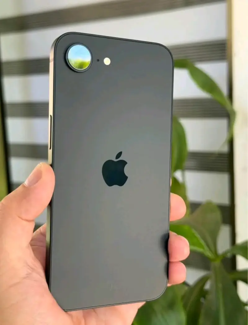 Iphone 16e 🍏100%🔋 - 2