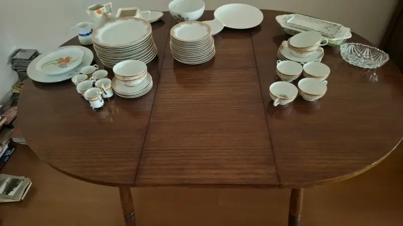 Mesa de comedor - 1