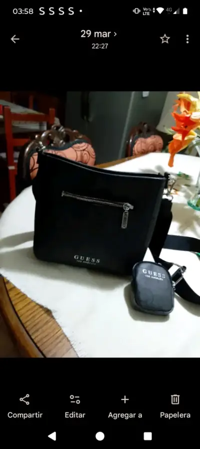 Cartera negra GUESS con estuche - miniatura 1