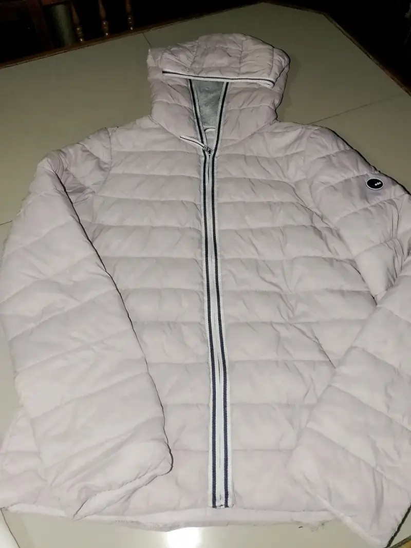 Chaqueta acolchada blanca - 1