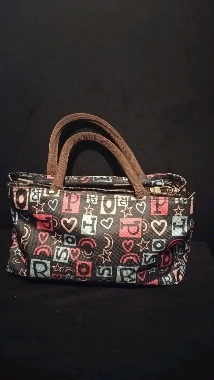 Bolso de tela con estampado