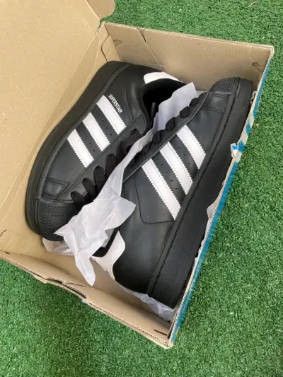 Zapatillas negras deportivas - miniatura 4