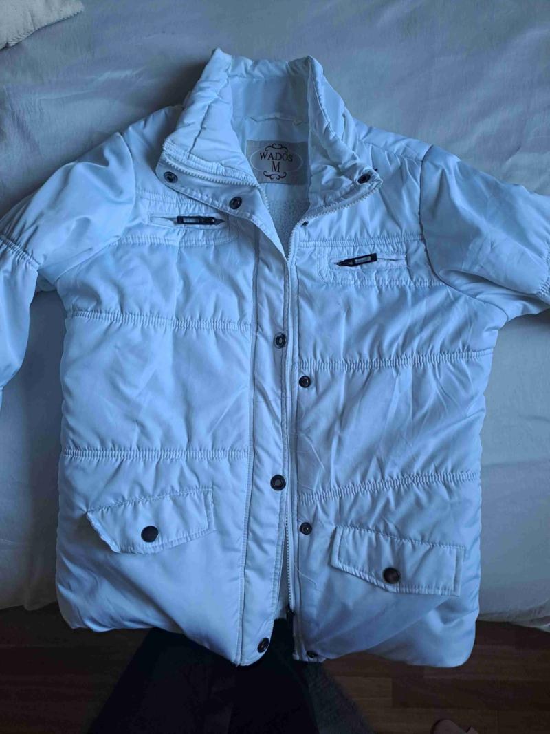 Chaqueta blanca acolchada