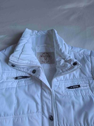 Chaqueta blanca acolchada - miniatura 2