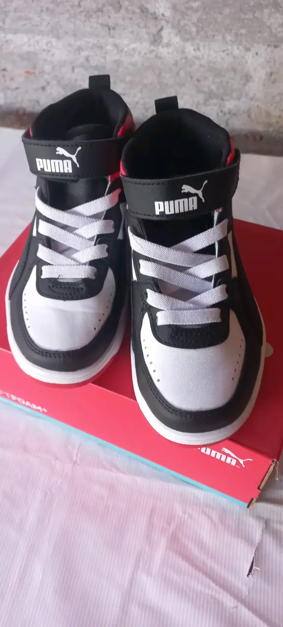 Zapatillas Puma Niño Talla 32 - 2