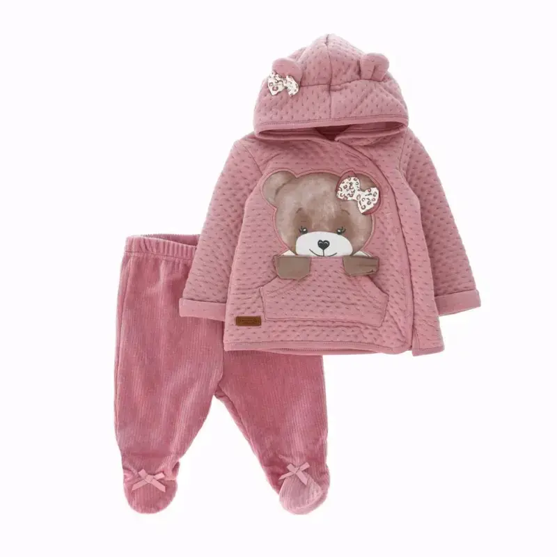 Conjunto rosado de bebé con capucha