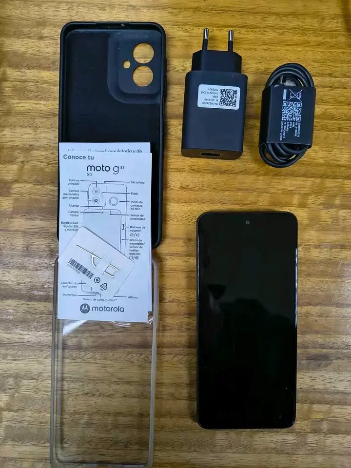 Motorola Moto G 5G con accesorios - 5