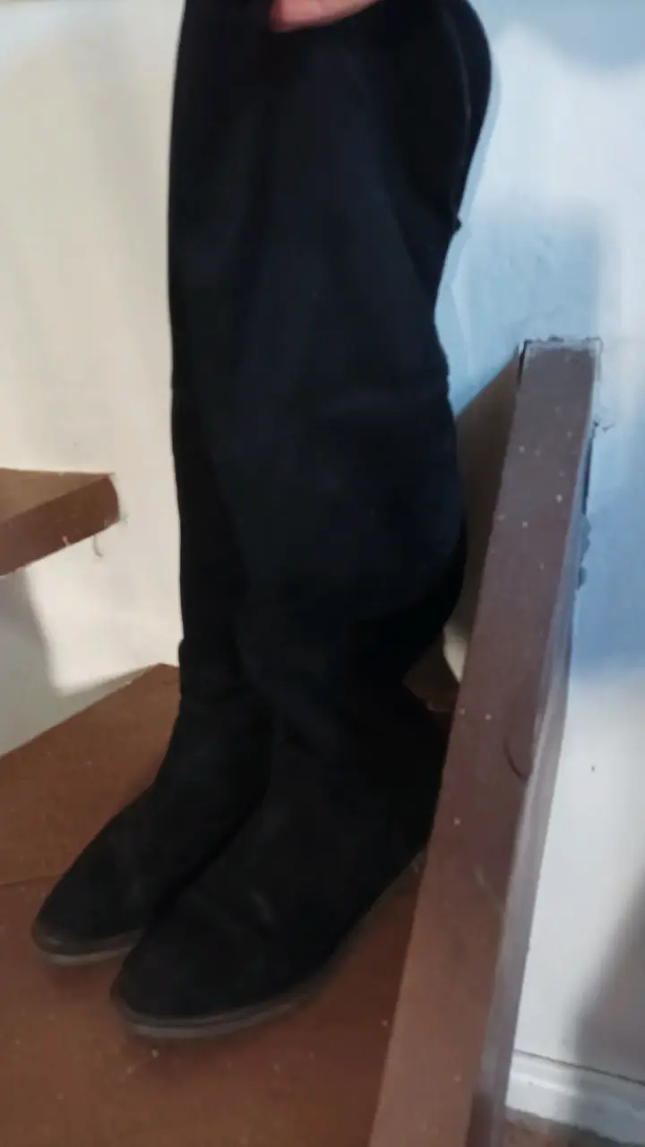 Botas negras de caña alta - 1