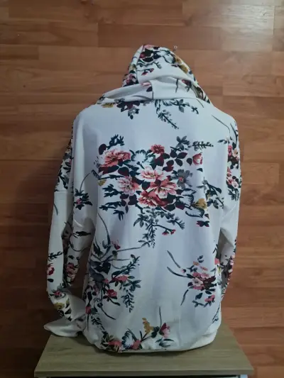 Polerón estampado floral - miniatura 2