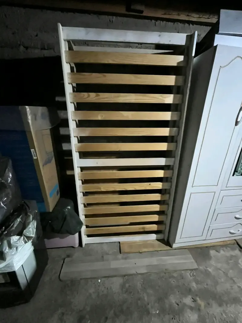 Base de cama de madera - 1