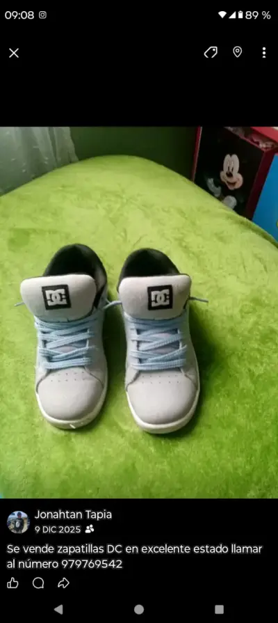 Zapatillas DC grises en buen estado - miniatura 1