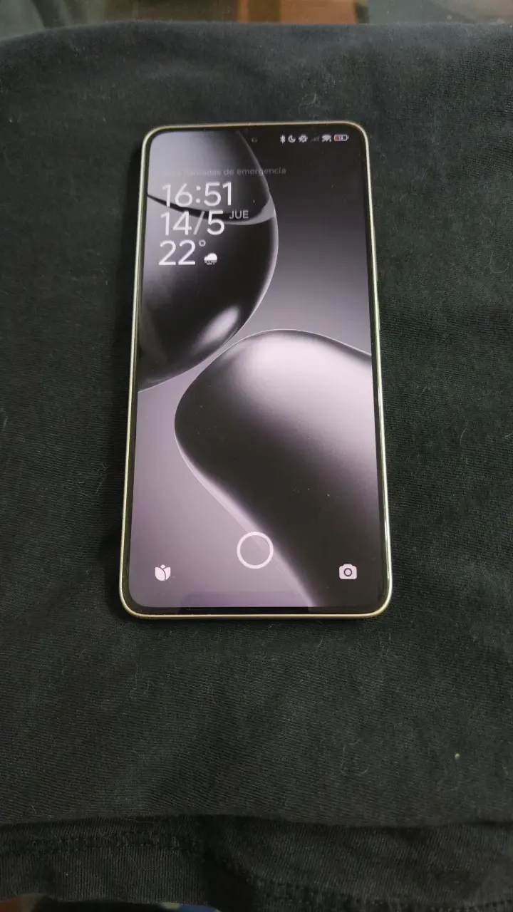 Xiaomi 14T con cargador y accesorios - 2
