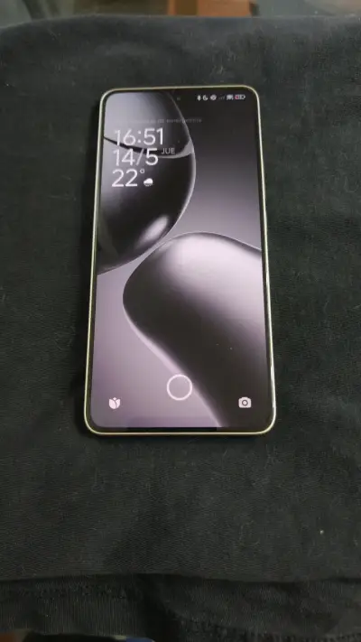 Xiaomi 14T con cargador y accesorios - miniatura 2