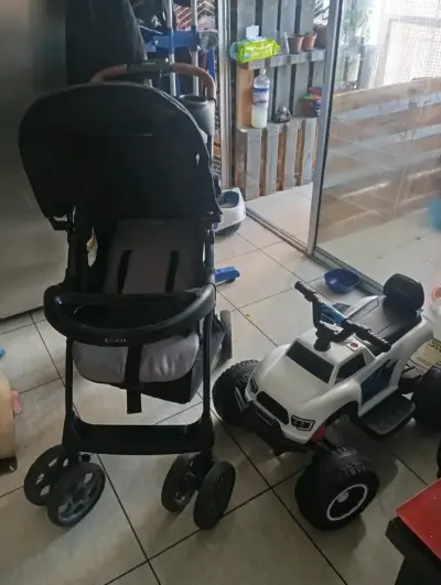 Auto de juguete para niños - miniatura 2