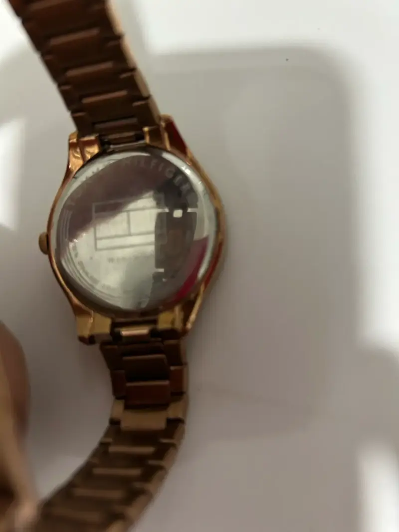 Reloj dorado Tommy Hilfiger - 3