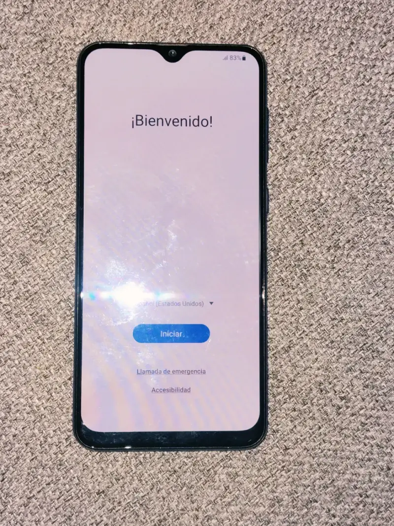 Teléfono Samsung 30 S violeta doble cámara - 2