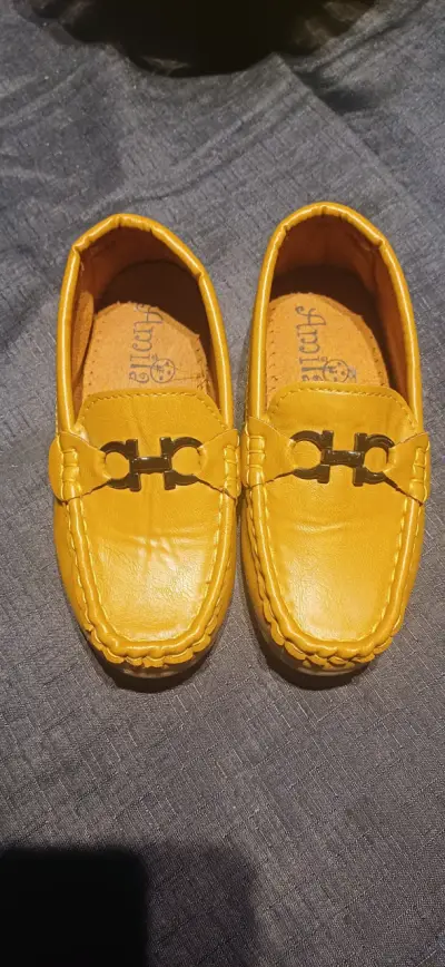 Mocasines amarillos para niños - miniatura 1