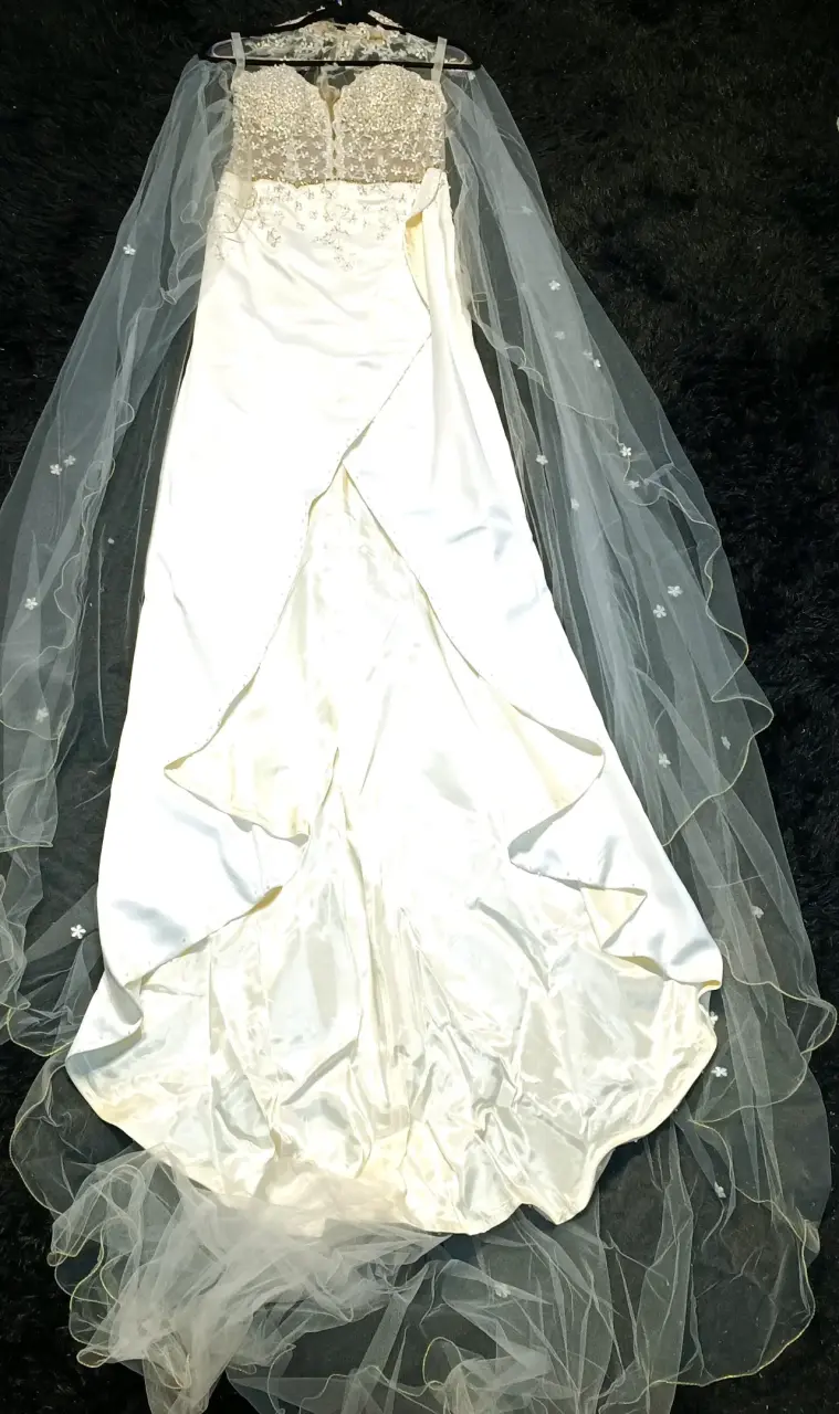 Vestido de novia con encaje - 4