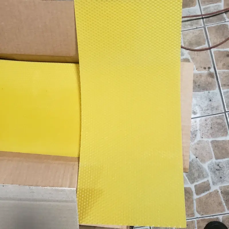 Lámina de cera amarilla para abejas - 2