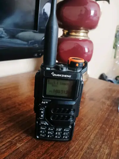 Radio comunicador Quansheng - miniatura 1