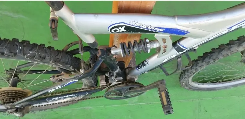 Mountain bike usada gris - 2