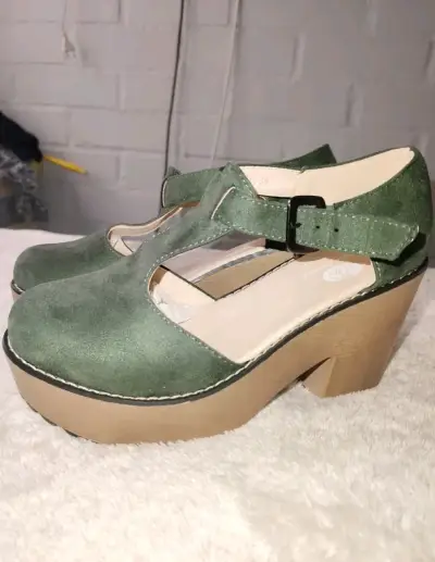 Zapatos plataforma verde - miniatura 1