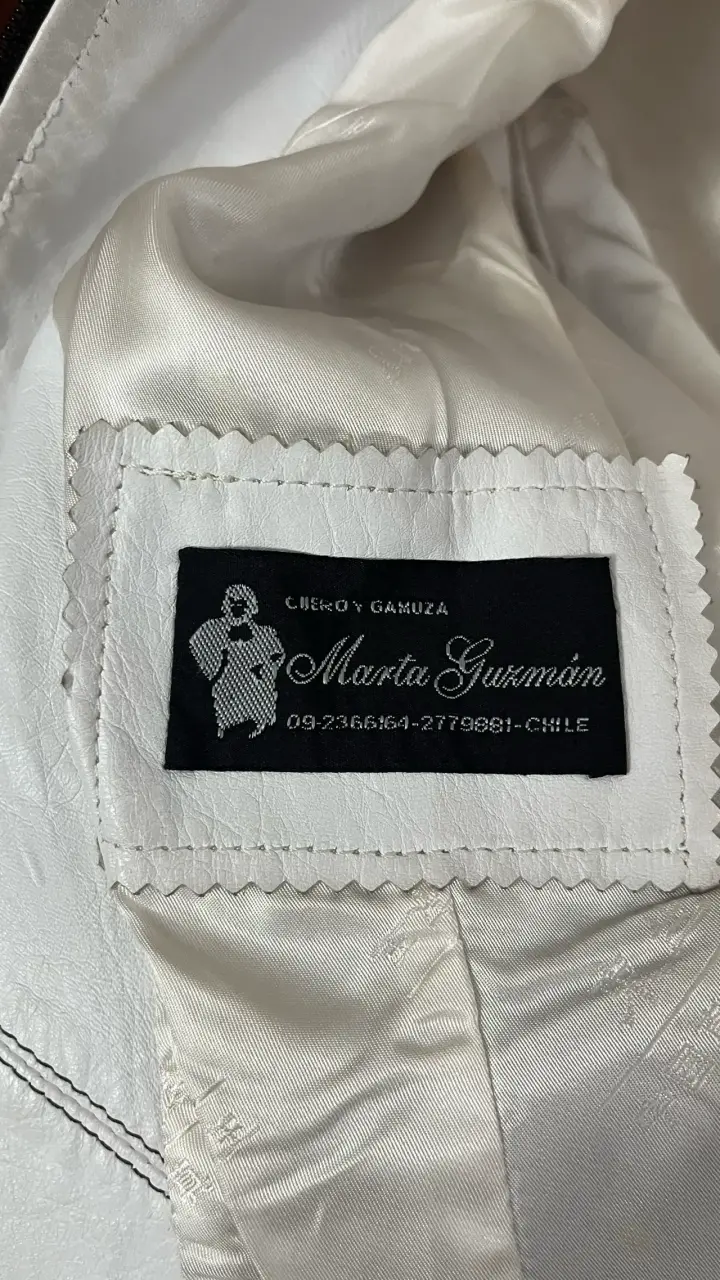 Chaqueta de Cuero negro con blanco floral - 2