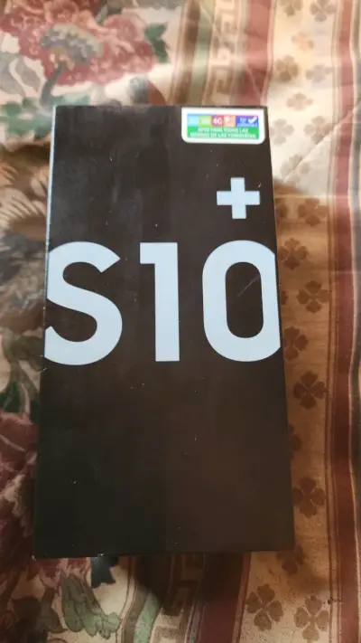 Samsung S10+ usado en caja - miniatura 1