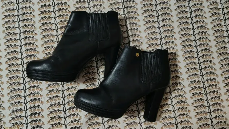 Botas negras de cuero - 3