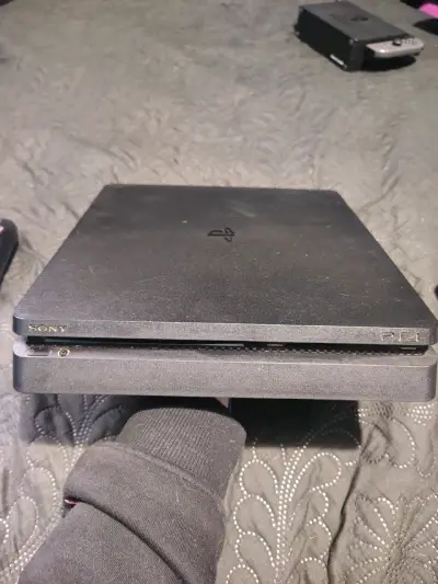 PS4 Slim 500GB + Control + HDMI y cables - miniatura 6