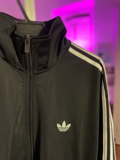 Polerón negro Adidas Talla L - miniatura 2