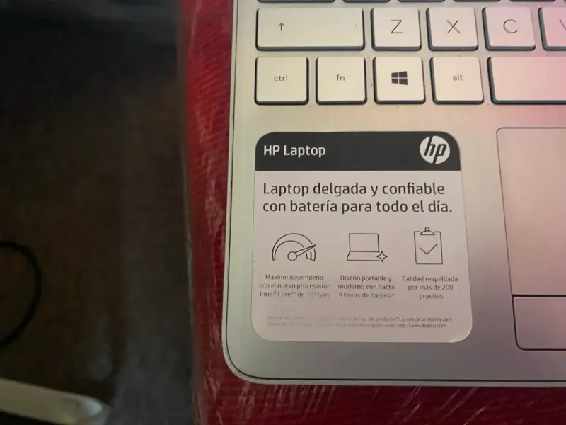 Laptop HP 15 pulgadas - 6