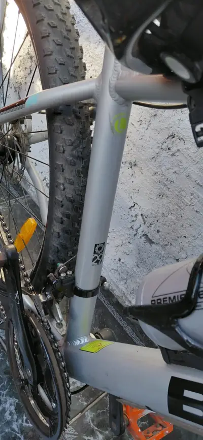 Bicicleta Bianchi aro 29 con casco y botella - miniatura 6