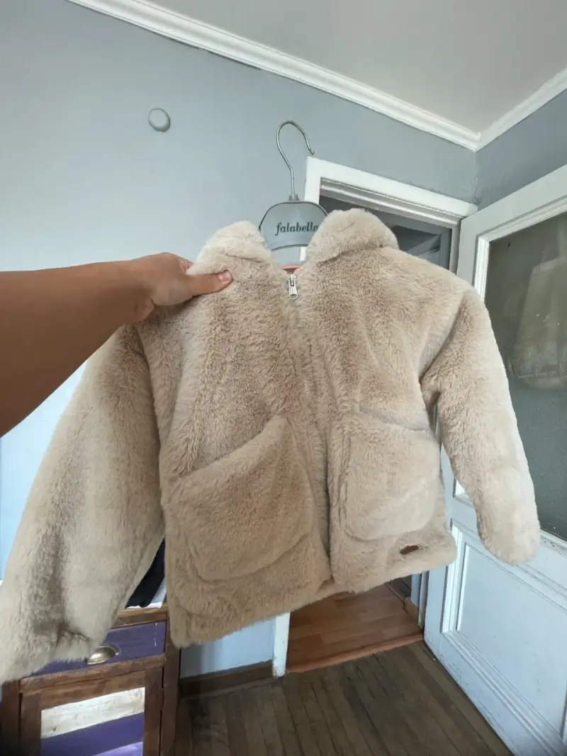 Chaqueta de peluche beige - 1