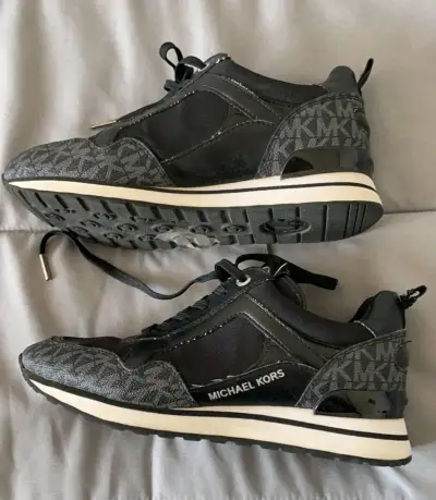 Zapatillas Michael Kors negras - miniatura 1