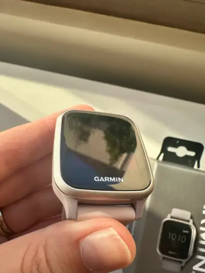 Smartwatch Garmin Venu SQ morado/rosa - miniatura 2