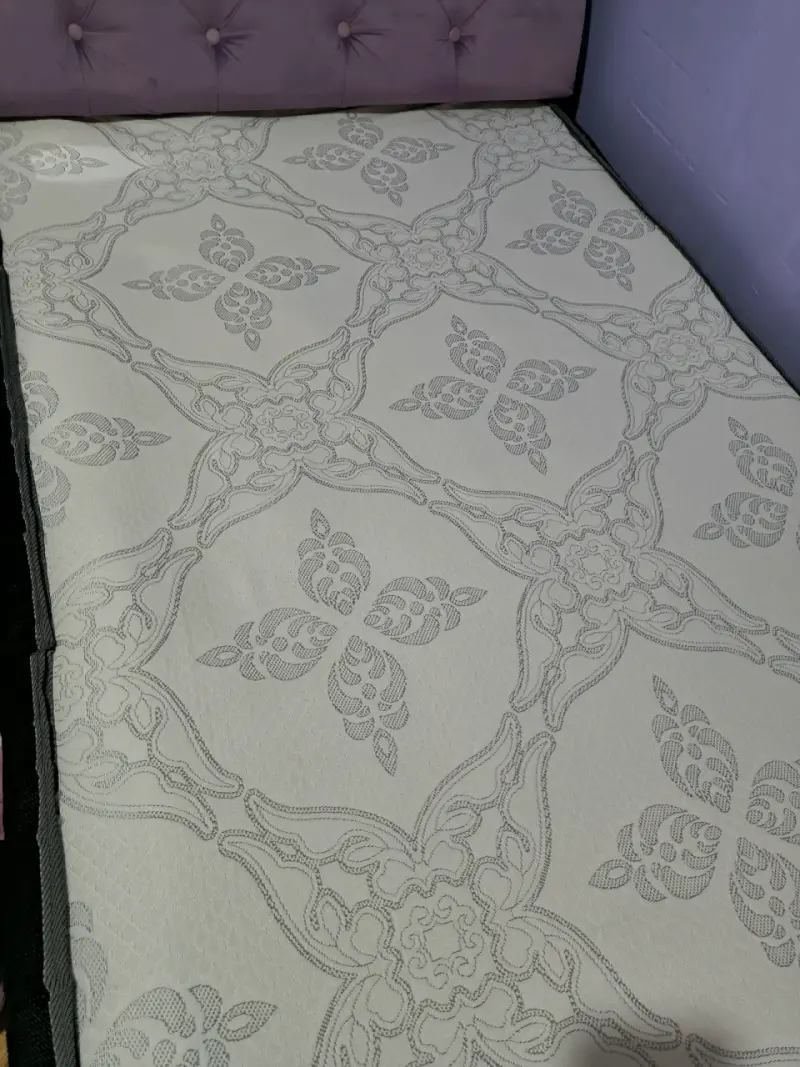 Cama con respaldo y colchón - 3