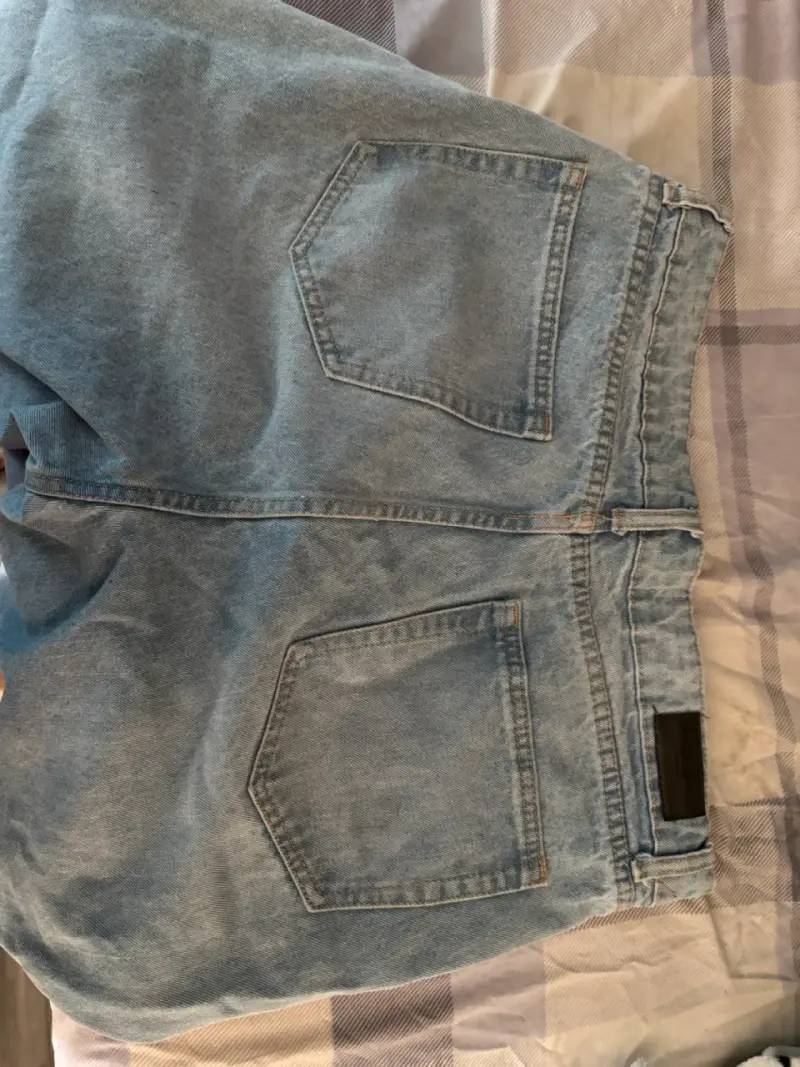 Jeans desgastados celestes - 2