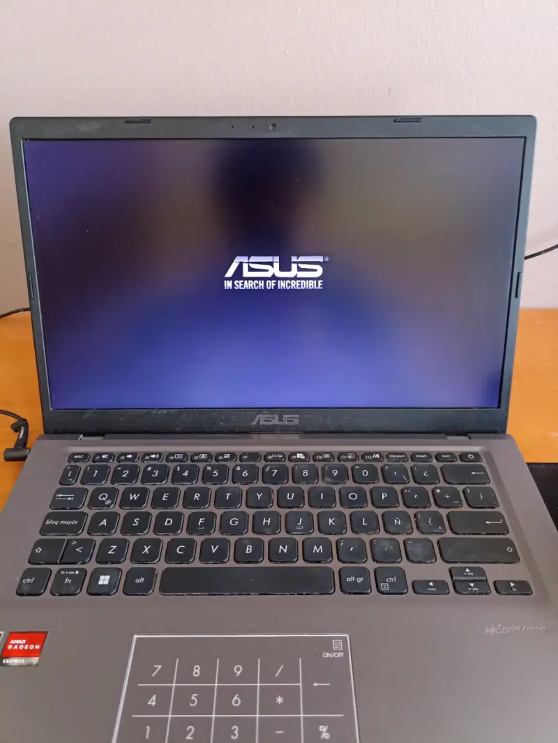 laptop ASUS Windows 11 (16GB RAM) (ryzen 7)+ mouse - 2