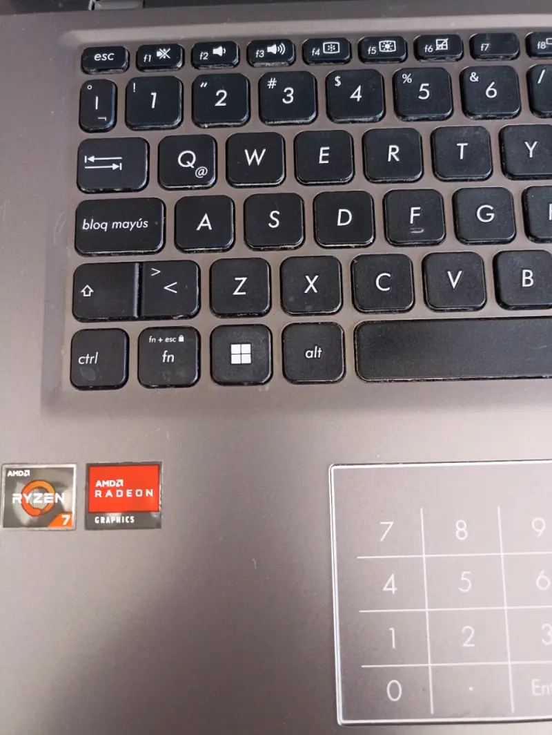 laptop ASUS Windows 11 (16GB RAM) (ryzen 7)+ mouse - 5