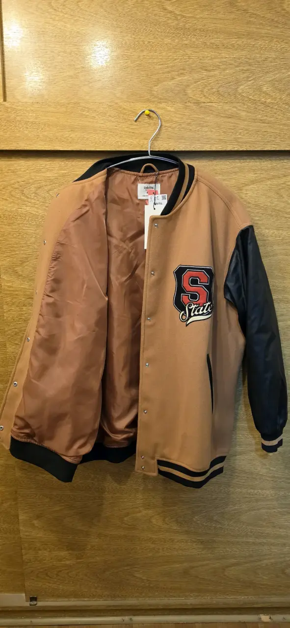 Chaqueta varsity marrón y negra - 4
