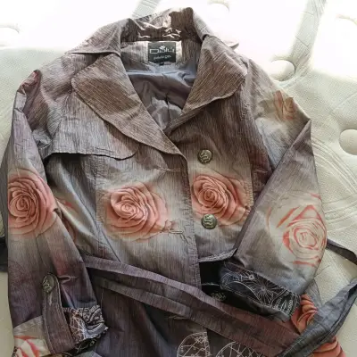 Trench estampado floral gris - miniatura 1