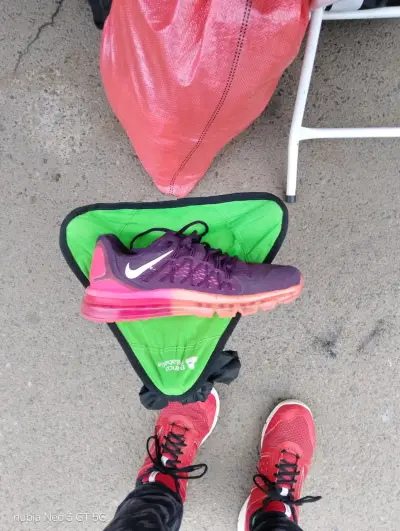 Zapatillas Nike originales. - miniatura 2